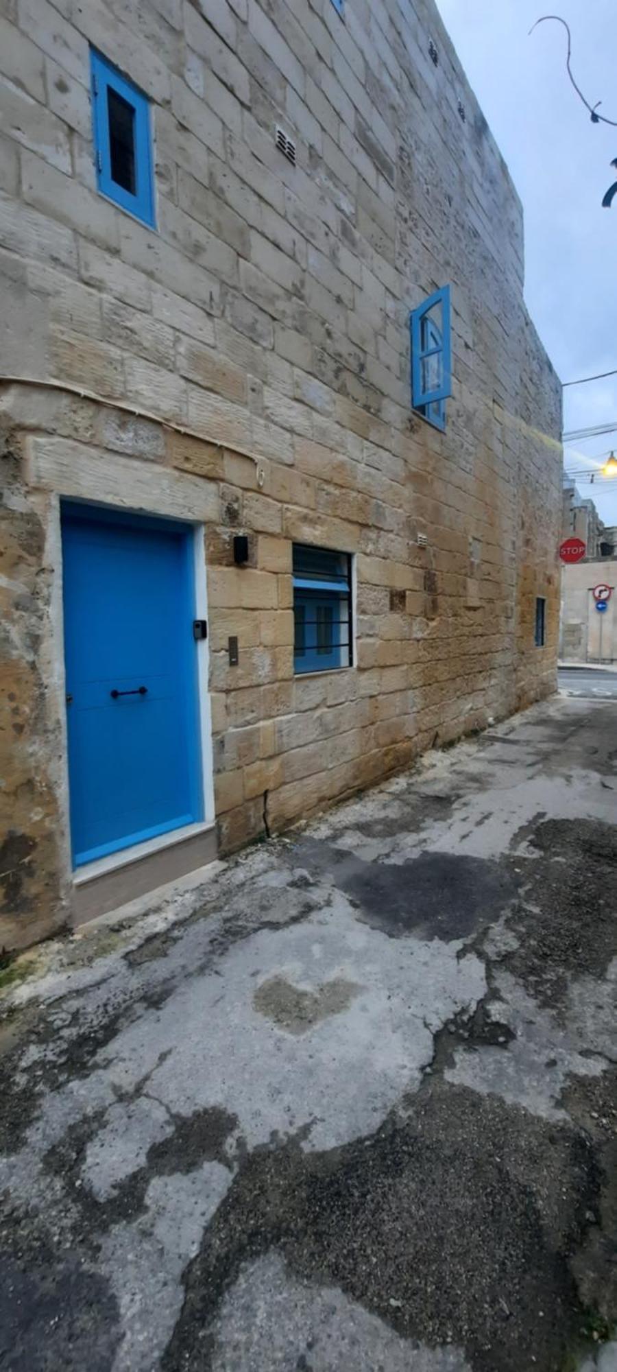 Chic Penthouse Industrial-Style Apartamento Mosta Exterior foto